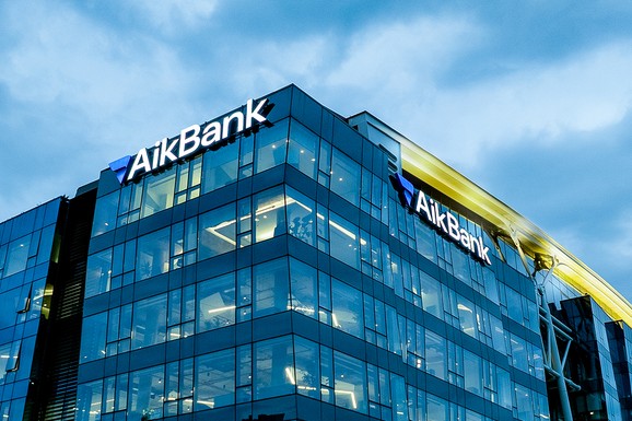 Otkrijte personalizovanu ponudu za štednju u AikBank, među prvim bankama po visini oročene štednje građana