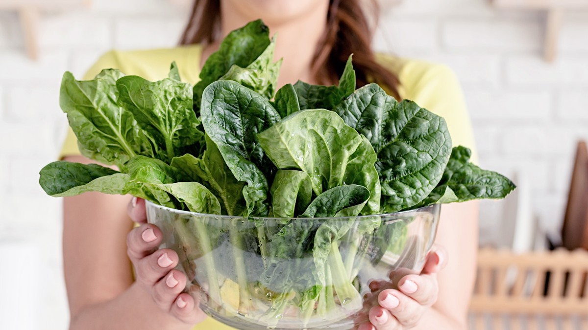 Spanać je bogat vitaminima, mineralima i antioksidansima