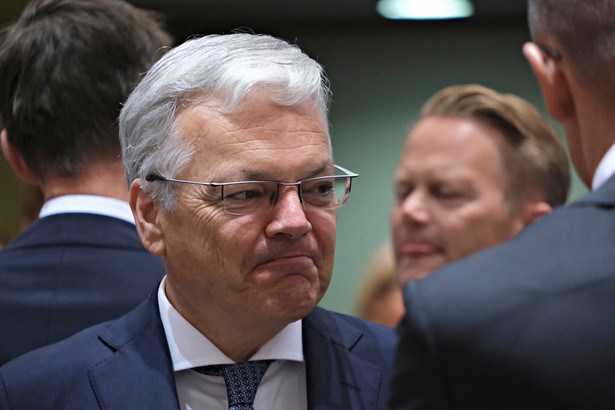 Unijny komisarz ds. sprawiedliwości Didier Reynders mówił, że sędziowie, którzy krytycznie odnoszą się reform wymiaru sprawiedliwości w Polsce, poddawani są postępowaniom dyscyplinarnym, co stanowi powód do zaniepokojenia