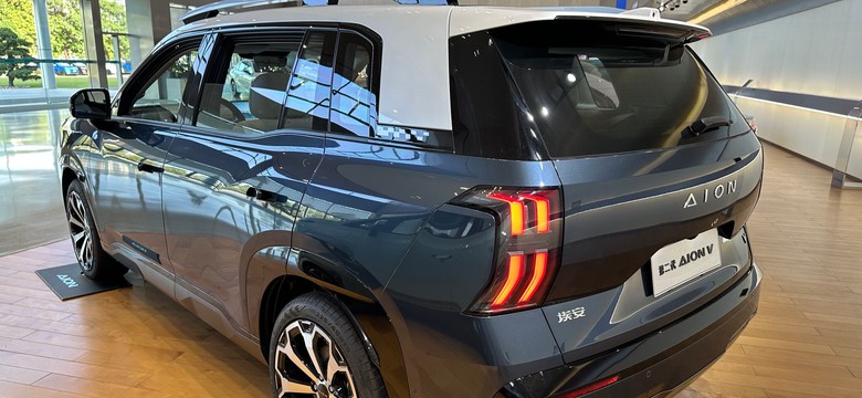 Oto nowy SUV dla dużej rodziny. Jest oszczędny i wygodny. Ile kosztuje?