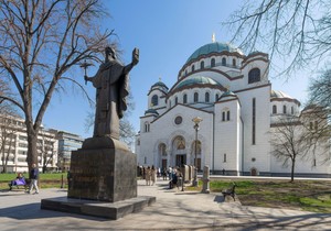 Katolkinja ušla u Hram Svetog Save i o njenoj reakciji bruje svi pravoslavci