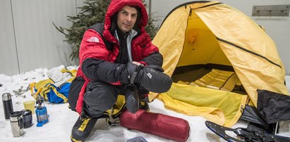 W takich warunkach himalaiści przygotowują się do wyprawy