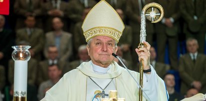 Biskup bronił pedofila. Wierni musieli przysięgać na Biblię!