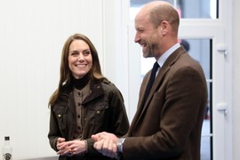 Kejt Midlton nosi ČIZME STARE 20 GODINA: U već viđenom kaputu i obući koju obožava izgleda kao MILION DOLARA