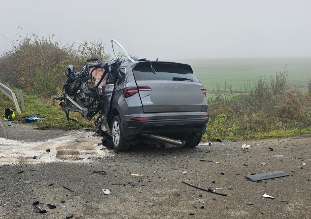 Dopravná nehoda neďaleko Skalice si vyžiadala jeden ľudský život. 