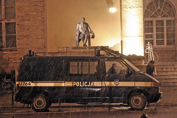 Wykład o gender na Uniwersytecie Ekonomicznym w Poznaniu przerwany. Interweniowała policja