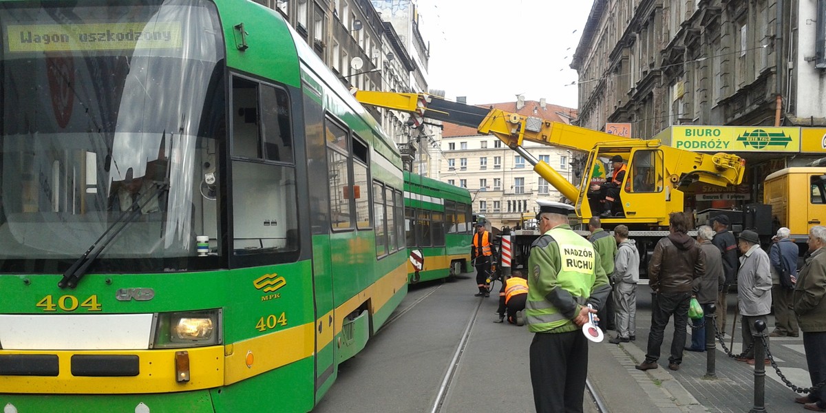 Wykolejenie tramwaju, paraliż w Poznaniu