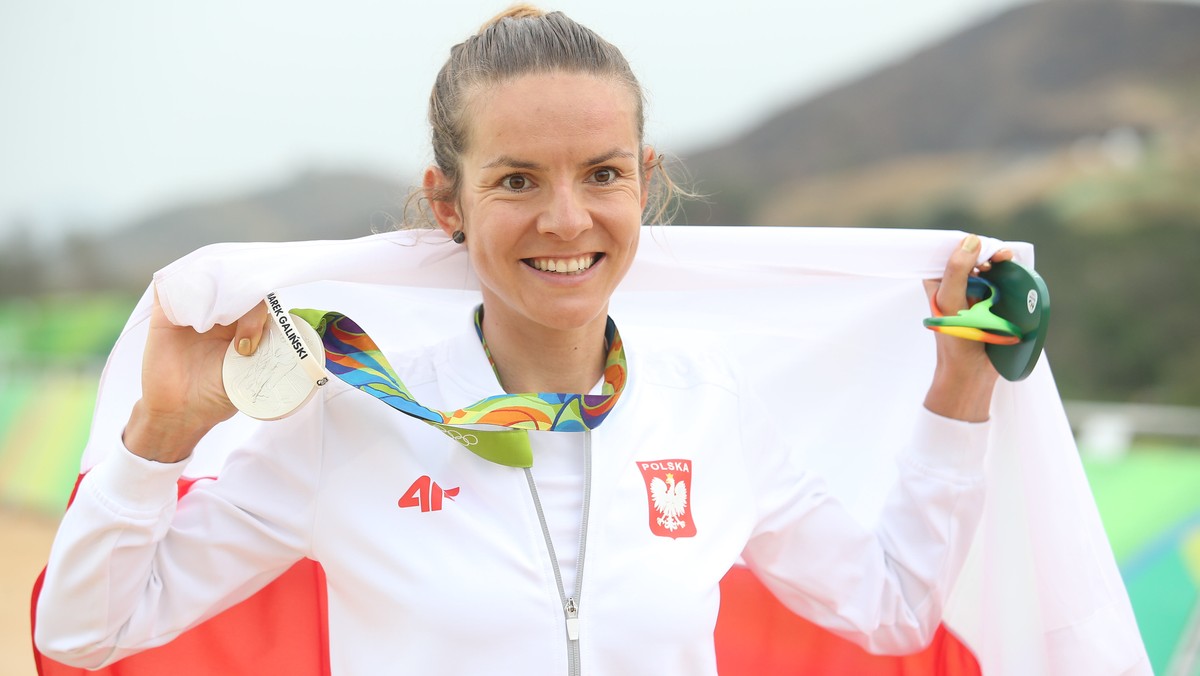 Wzruszające chwile były po wyścigu MTB, w którym Maja Włoszczowska wywalczyła srebrny medal. Polka zadedykowała ten sukces tragicznie zmarłemu Markowi Galińskiemu.