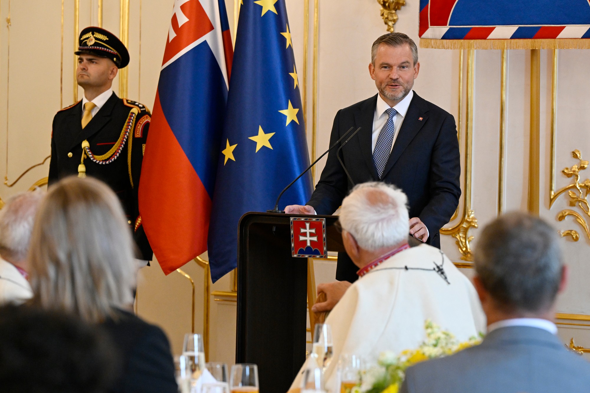 Prezident Peter Pellegrini pri výročí inaugurácie prijal na obed 30 ľudí z rôznych oblastí.