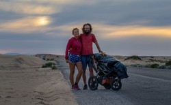 Polacy przeszli pieszo przez obie Ameryki. "Bezdomnemu psu smakowitym kąskiem wydał się… nasz śpiwór"