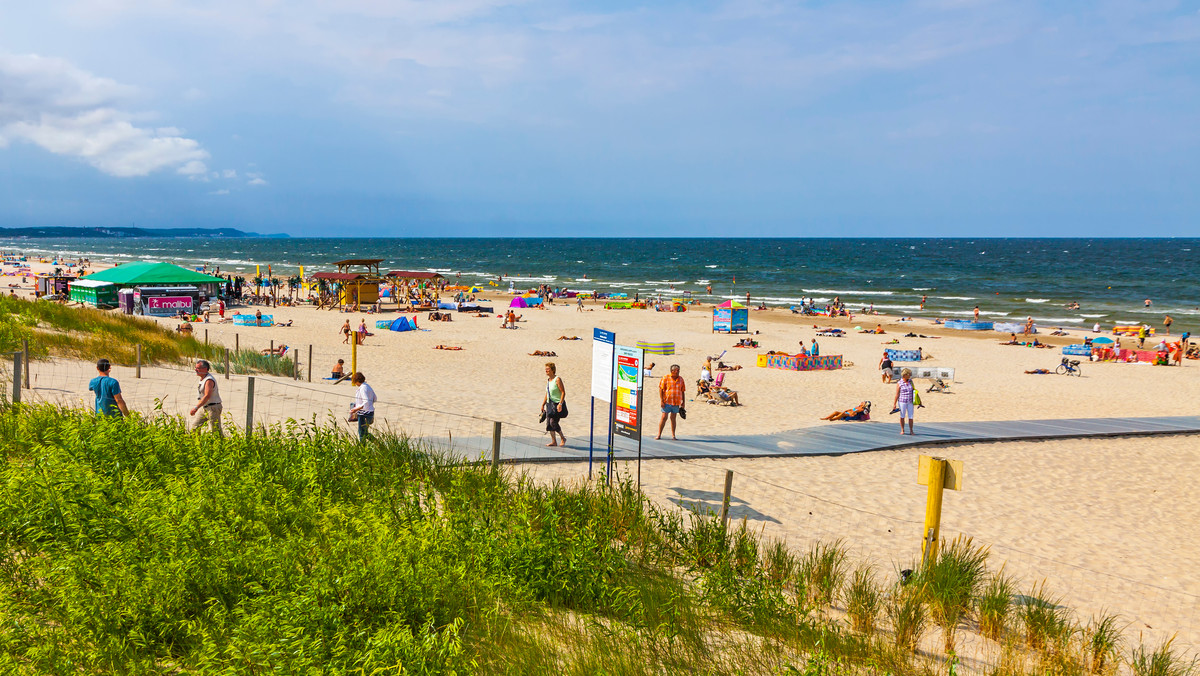 Podnoszą opłaty za pobyt nad Bałtykiem. "Nawet jeśli nie zbliżysz się do plaży"