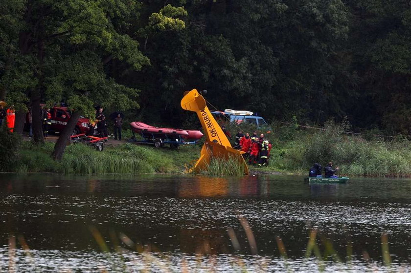 Wypadek awionetki. Znalazł się pilot