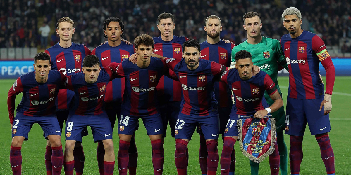 FC Barcelona przygotowała specjalne logo. 