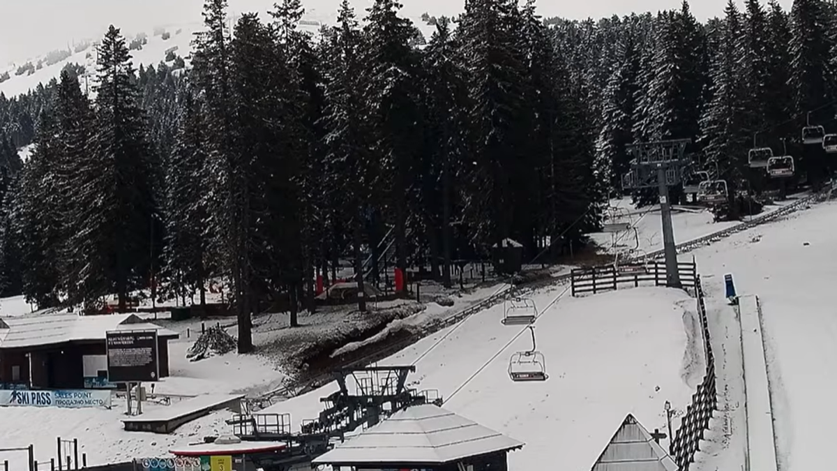 (FOTO) SNEG NA KOPAONIKU PADA PUNA 24 SATA! Snežni pokrivač kao usred zime, a ovi delovi Srbije da se spreme za PLJUSAK