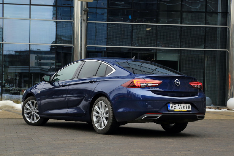 Opel Insignia – autostrada to jej żywioł