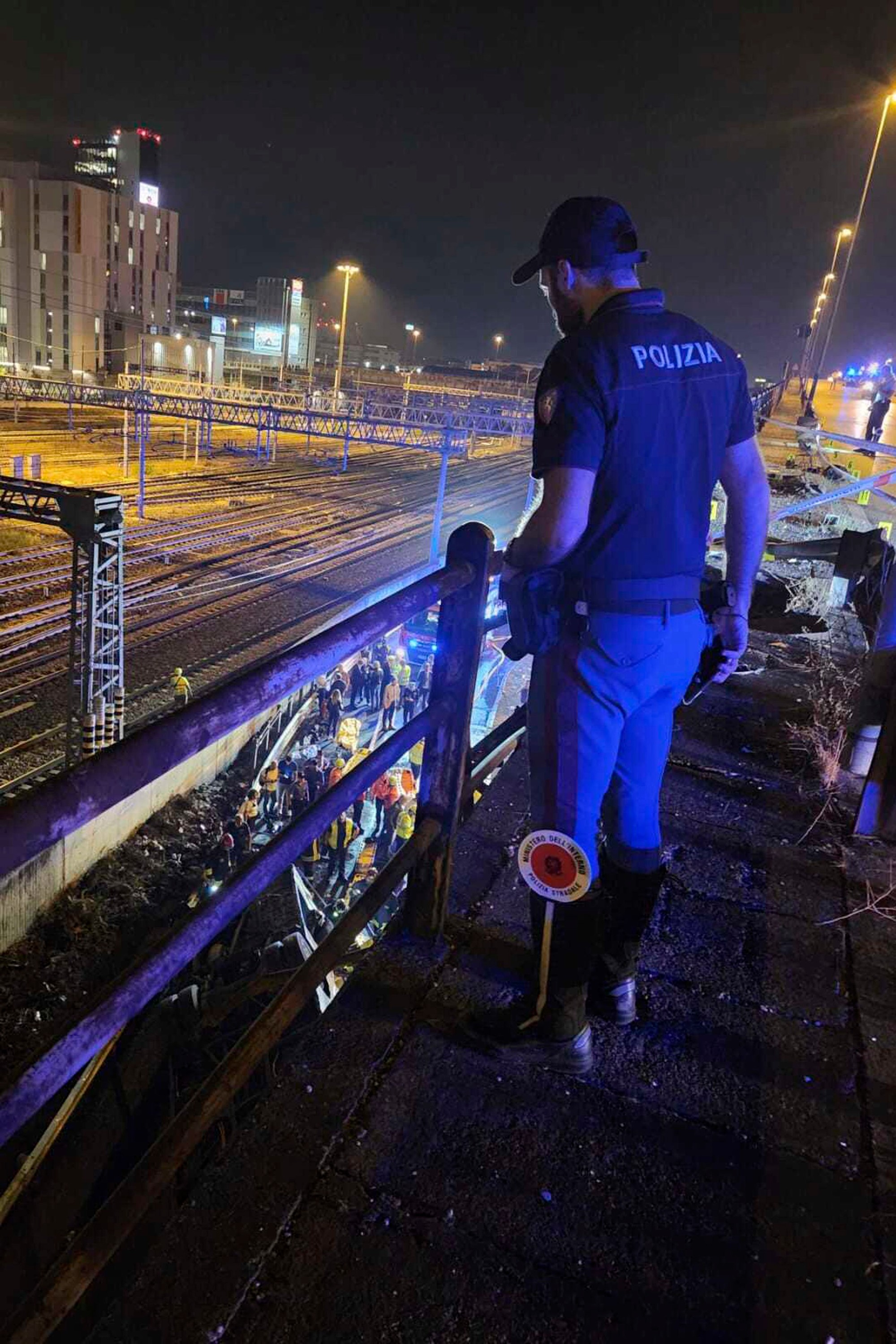 Všetkých 21 obetí nehody autobusu v Benátkach už identifikovali.