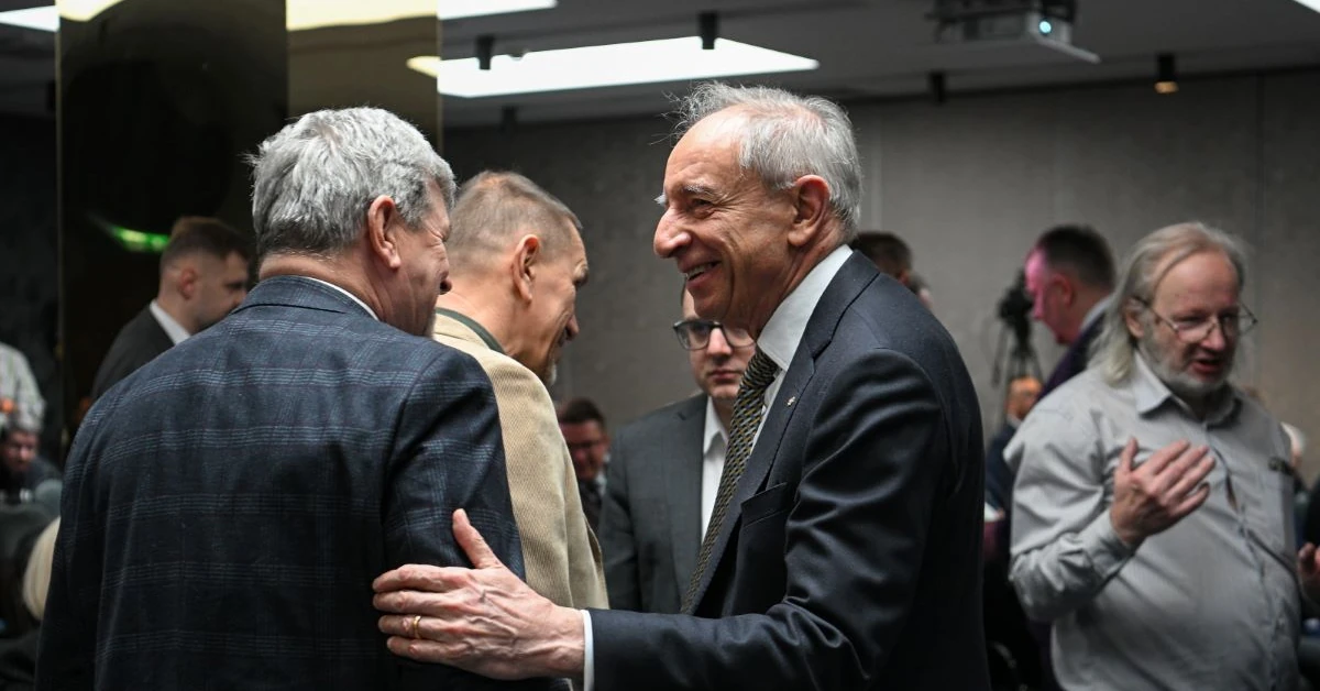 Bartoszewski punktuje wyjazd prezydenta Nawrockiego do USA. "Uzysk nikły"