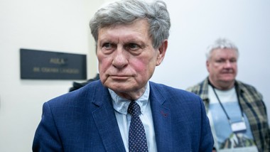 balcerowicz ostrzega przed finansową katastrofą. "800 plus nie ma sens