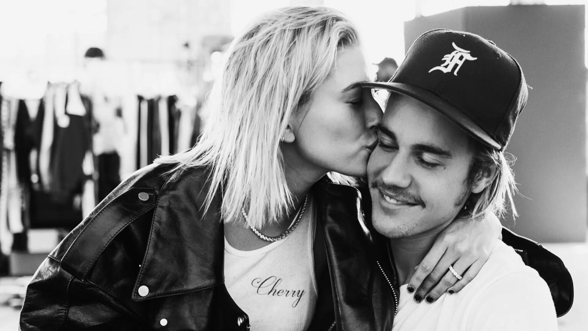 Justin i Hailey Bieber wzięli drugi ślub - zdjęcia z ceremonii pokazali ich goście