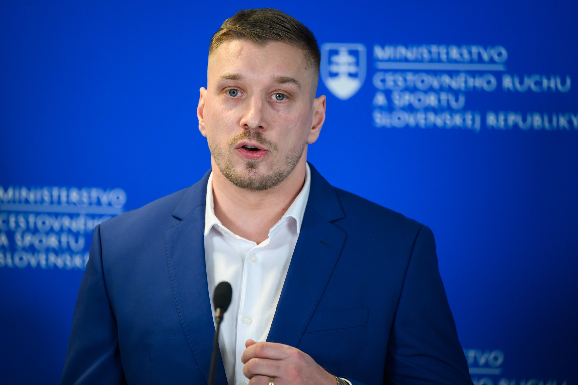 Poradca ministra cestovného ruchu a športu SR a bývalý hokejový reprezentant Marcel Haščák. 