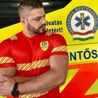 Így kötött bele az ittas férfi az ország egyik legkisportoltabb mentősébe