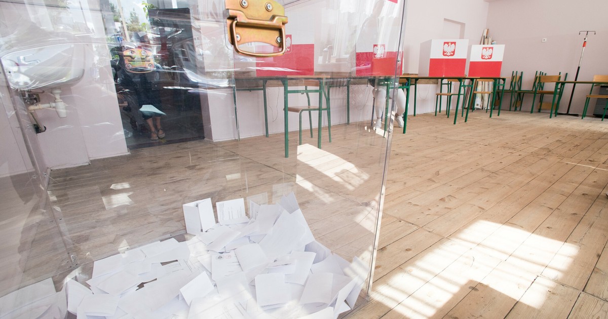 Volební ticho.  Dokonce i „like“ to může zlomit.  Má to ještě smysl?