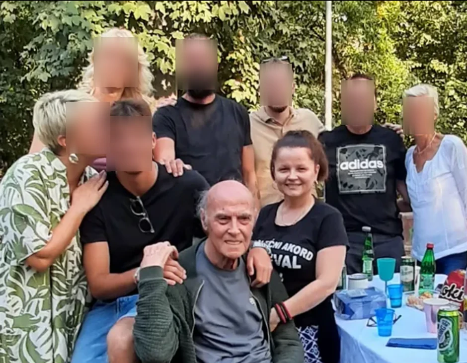 Andrija Bajić i Mala Cana sa njegovom porodicom