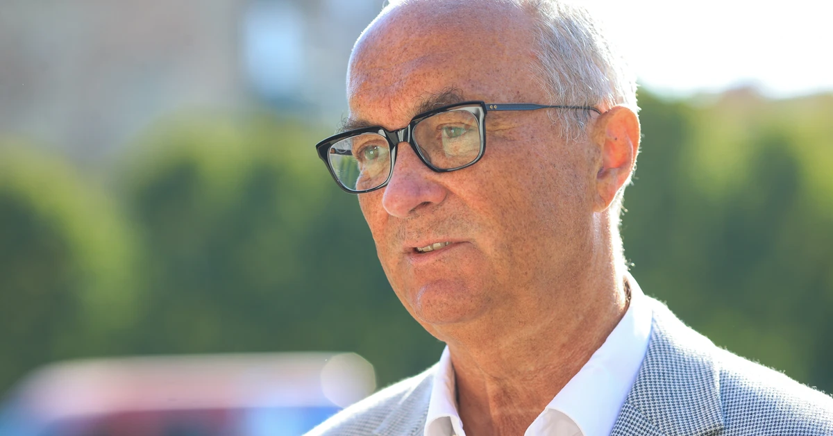 Czarzasty miażdży pilotażowy program antyalkoholowy w stolicy. "To jakiś absurd"