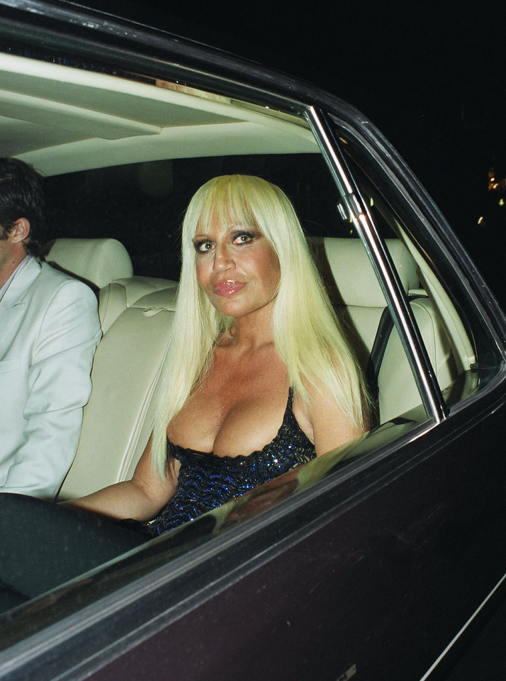 Donatella Versace w 2002 roku