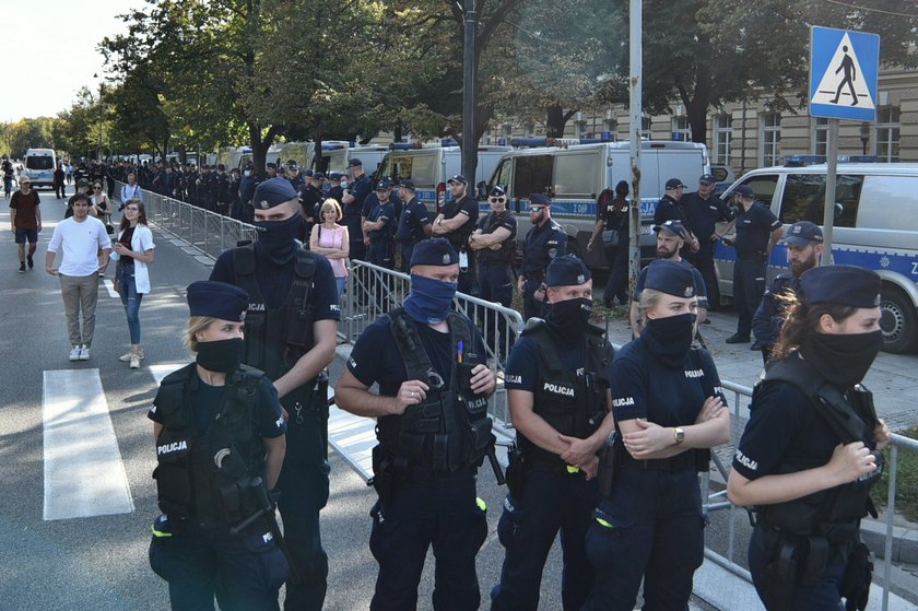 Warszawa: protest medyków w stolicy. Liczne utrudnienia