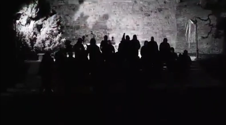 Anti antifa skrnavljenje Grobnice narodnih heroja na Kalemegdanu