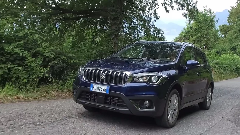 Suzuki SX4 S-Cross 2016 face lifting