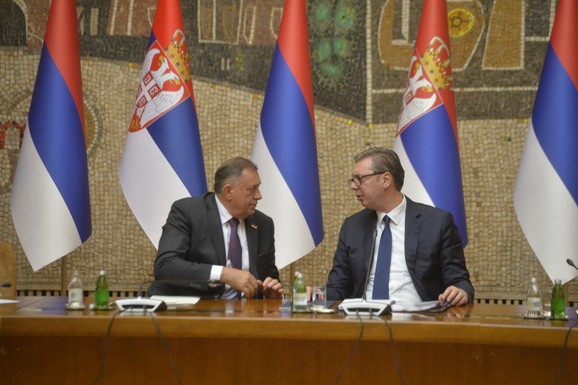 Vučić sa Dodikom: Dogovoren nastavak saradnje u značajnim političkim i ekonomskim pitanjima