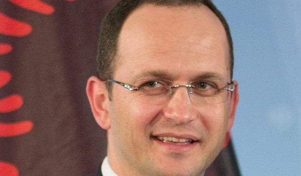 524490_ditmir-bushati01apfoto-ap