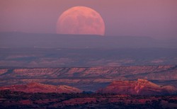 Nie przegap Superksiężyca. Następna taka pełnia dopiero za 18 lat