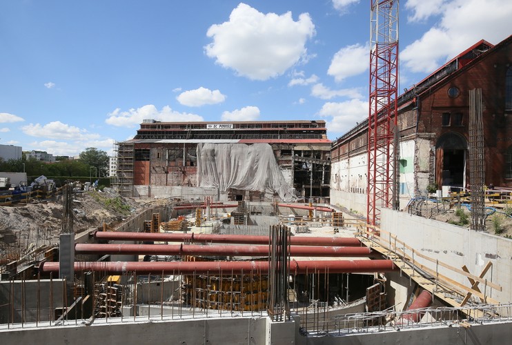 Teren zabytkowej elektrowni na warszawskim Powiślu.
<br><br>fot. (kru) PAP/Paweł Supernak