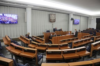 Rzecznik dyscypliny klubowej zajmie się dwoma senatorami KO