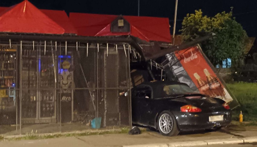 automobil udario u trafiku u Obrenovcu