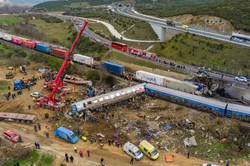 Najtragiczniejsza katastrofa w historii Grecji. Szefowie firmy kolejowej usłyszeli zarzuty zabójstwa