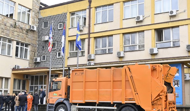Kamion za odvoženje smeća