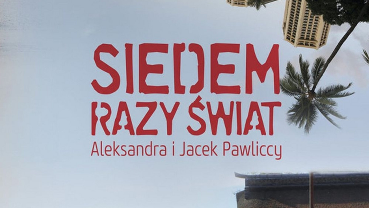 Na Hawajach płyną okrętem podwodnym, w Nowej Zelandii robią sobie maoryskie tatuaże, w Tokyo uczestniczą w słynnej na cały świat giełdzie tuńczyka. Wędrują po lokalnych uprawach konopi w Kolorado i leczą się w centrum medycyny tybetańskiej w Lhasie. Na Kostaryce odwiedzają lokalnego szamana, a w Meksyku biorą udział w uzdrawianiu za pomocą koguta. Podają rękę dzikim gorylom i przyglądają się tańczącym kaszalotom. Aleksandra i Jacek Pawliccy – ciekawscy i cierpliwi pokazują nam świat w jego siedmiu odsłonach.