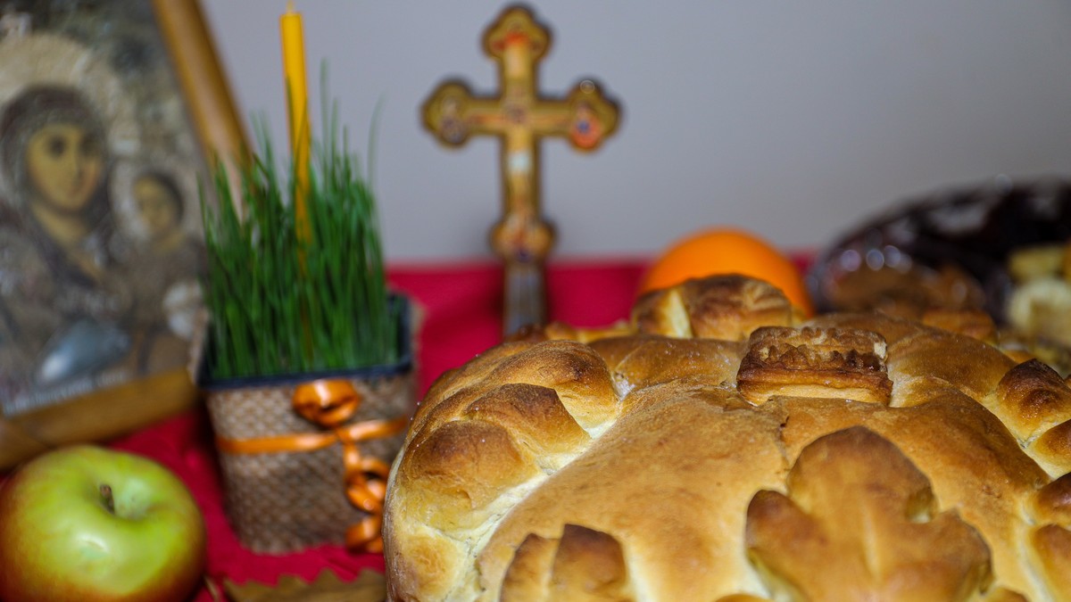 Ovaj predmet stavite ispod tanjira za Badnje veče, i novac će vam stizati cele godine
