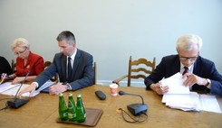 Minister finansów o dramatycznej sytuacji SKOK-ów: Piramida pozostaje piramidą