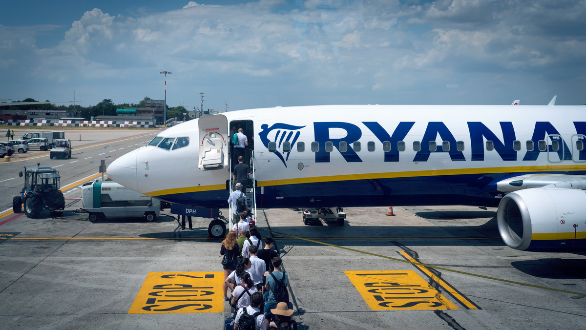 Ryanair ograniczy loty i zwiększy ceny biletów. Szef ogłasza plany