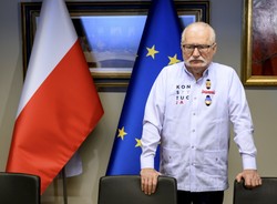 Wałęsa: Jeśli nie poprawimy naszego zachowania, nie przeżyjemy tego stulecia