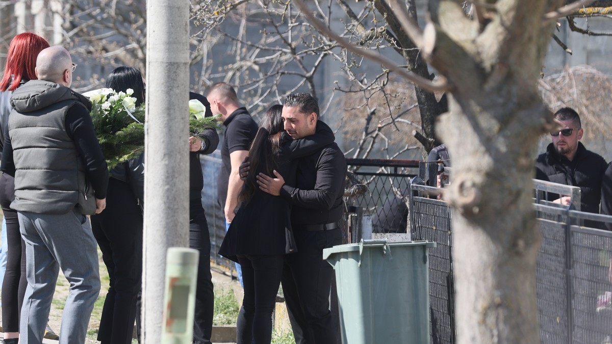 Ana Sević podržala Darka Lazića