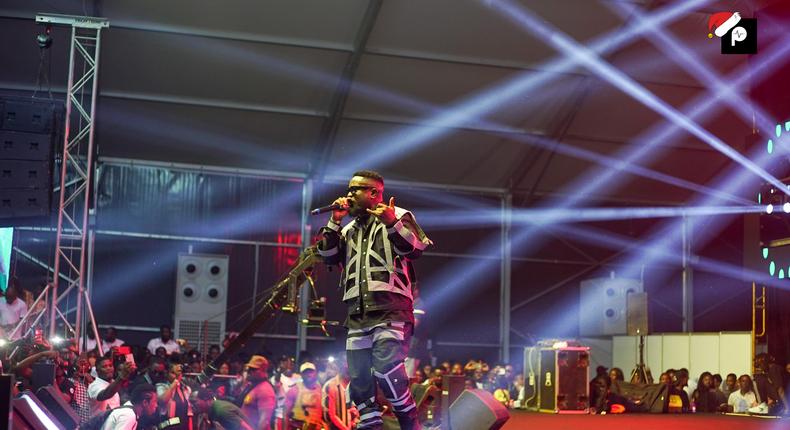 3 fashion statements by Sarkodie at 2019 Rapperholic concert 