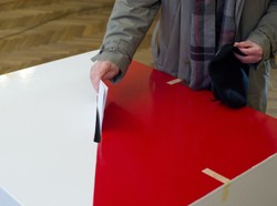 PiS goni Platformę. Oto najnowszy sondaż