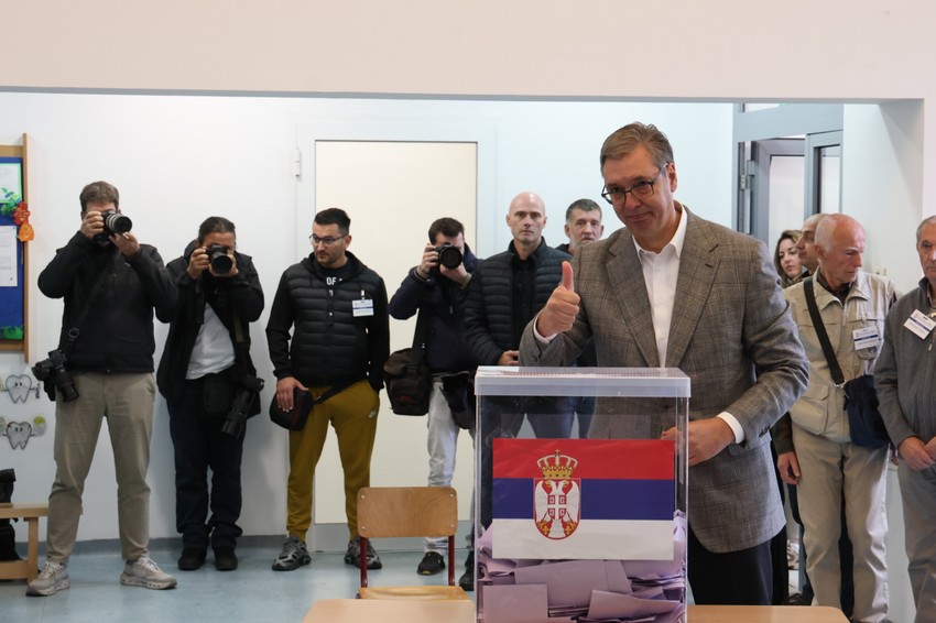 Aleksandar Vučić glasao  na Novom Beogradu 