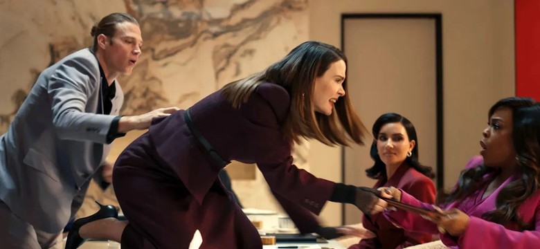 "Najgorszy serial dekady". Mimo to ludzie oglądają na potęgę